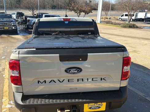 Used 2025 Ford Maverick XLT w/ XLT Luxury Package image 7