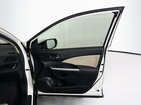 Used 2016 Honda CR-V Touring image 31
