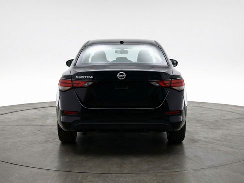 Used 2025 Nissan Sentra SV FWD image 7