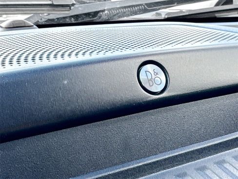 Used 2019 Ford F150 Lariat w/ Equipment Group 502A Luxury image 20