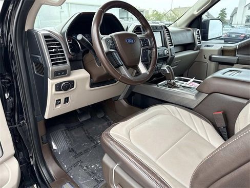 Used 2019 Ford F150 Limited w/ Trailer Tow Package image 9