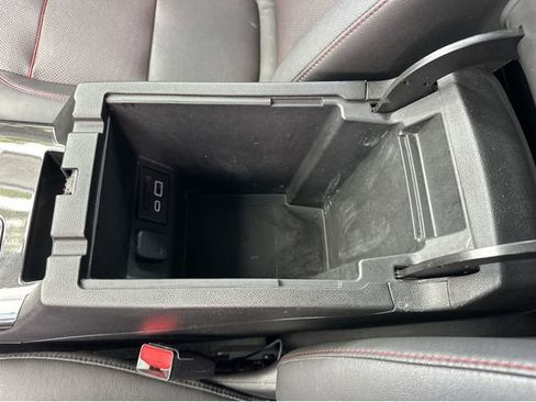 Used 2019 Chevrolet Blazer RS image 31