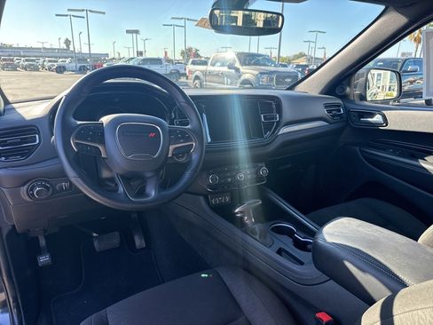 Certified 2024 Dodge Durango SXT w/ 3rd Row Seating Group image 17