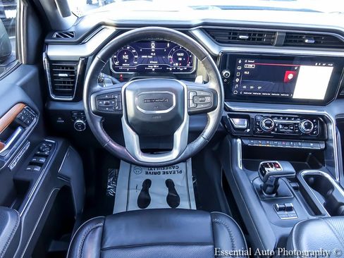 Used 2023 GMC Sierra 1500 Denali AWD/4WD image 17