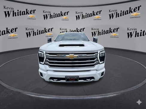 Certified 2025 Chevrolet Silverado 2500 High Country w/ High Country Premium Package AWD/4WD image 3