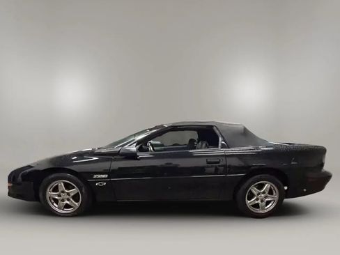 Used 1997 Chevrolet Camaro Z28 w/ Preferred Equipment Group 2 image 2