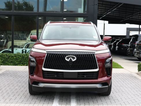 Used 2025 INFINITI QX80 Luxe RWD image 3