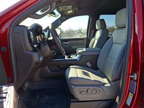 New 2026 GMC Sierra 2500 SLT w/ SLT Premium Package image 15