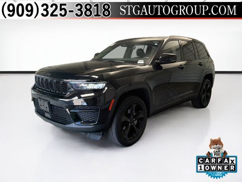 Used 2023 Jeep Grand Cherokee Altitude AWD/4WD image 1