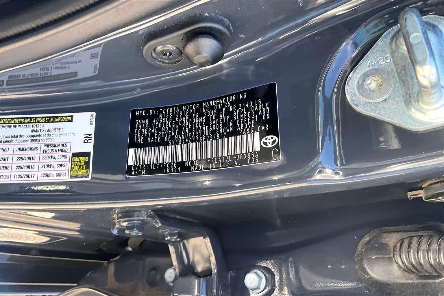 Used 2025 Toyota Corolla SE FWD image 33