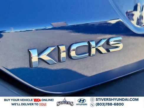 Used 2020 Nissan Kicks SV image 13