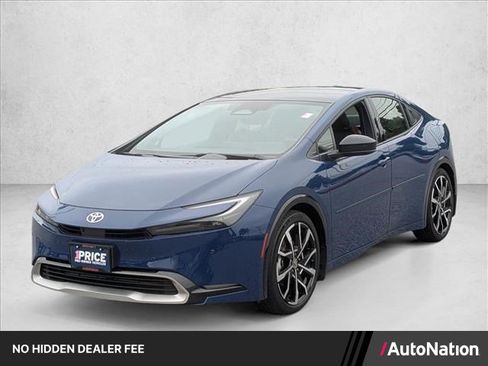 Used 2025 Toyota Prius Plug-In Hybrid w/ Limited Premium Package FWD image 1