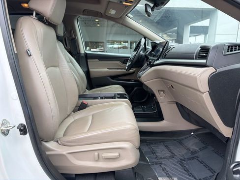 Used 2020 Honda Odyssey Touring image 32