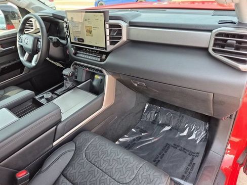 Used 2024 Toyota Sequoia Limited w/ TRD Off-Road Package AWD/4WD image 19