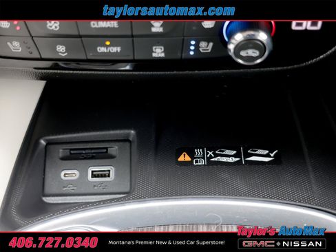 Used 2024 Buick Enclave Avenir w/ Avenir Technology Package AWD/4WD image 29
