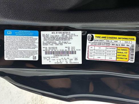 Used 2013 Ford Mustang Shelby GT500 RWD image 19