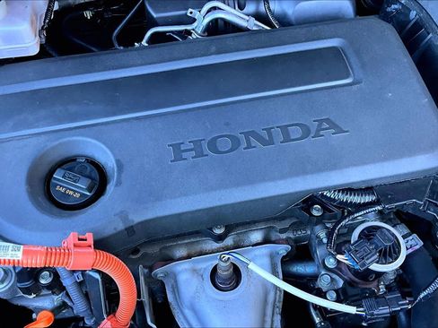 Used 2025 Honda CR-V Sport image 31