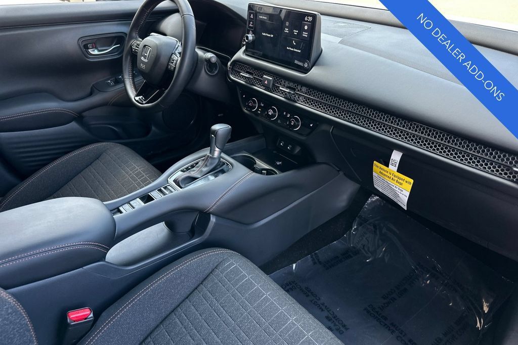 Certified 2027 Honda HR-V Sport image 17