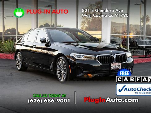 Used 2023 BMW 530i xDrive w/ Convenience Package image 5