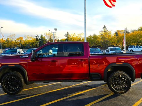 New 2026 GMC Sierra 2500 AT4 w/ AT4 Premium Plus Package image 4