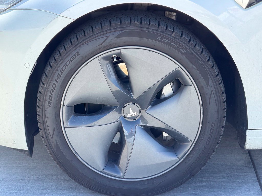 Used 2019 Tesla Model 3 Standard Range Plus RWD image 6