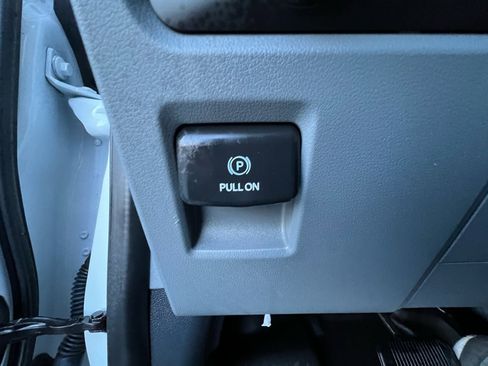 Used 2022 Ford F150 XL w/ Trailer Tow Package image 34