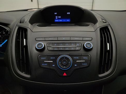 Used 2019 Ford Escape S image 25