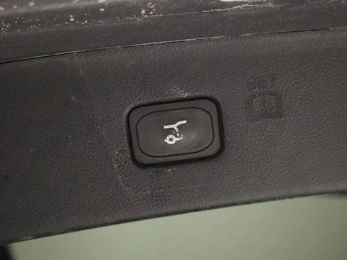 Used 2023 Ford Edge Titanium image 33