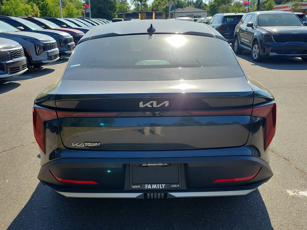New 2026 Kia K4 FWD image 5