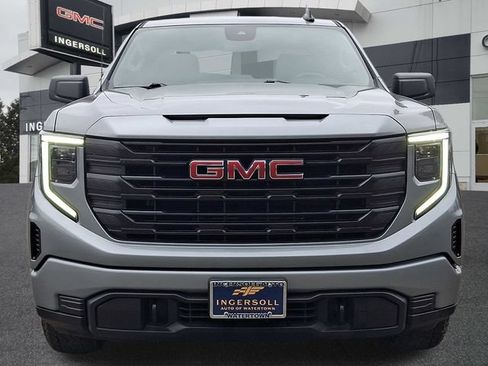 Used 2023 GMC Sierra 1500 Pro w/ Graphite Edition AWD/4WD image 22