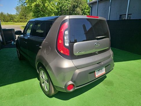 Used 2016 Kia Soul w/ Convenience Package FWD image 7