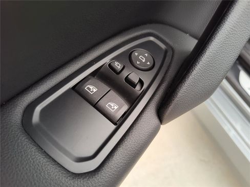 Certified 2025 BMW Z4 sDrive30i image 15