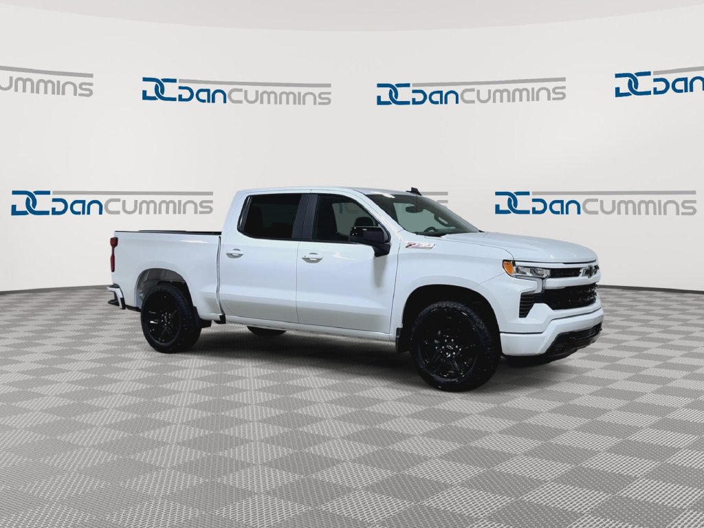 New 2026 Chevrolet Silverado 1500 RST w/ Z71 Off-Road Package AWD/4WD image 3