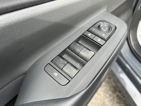 Used 2023 Toyota Prius LE image 38