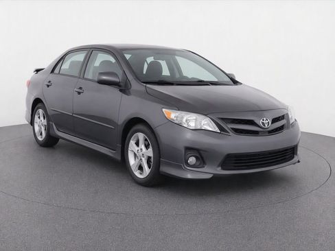 Used 2011 Toyota Corolla S FWD image 2