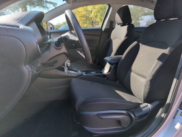 Used 2019 Kia Forte LXS FWD image 10