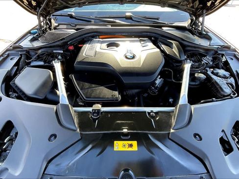 Used 2018 BMW 530e image 9
