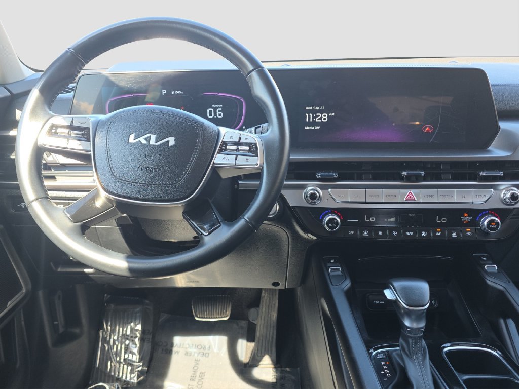 Used 2025 Kia Telluride S AWD/4WD image 13