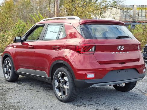 New 2026 Hyundai Venue SEL image 6