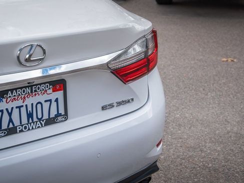 Used 2017 Lexus ES 350 image 8