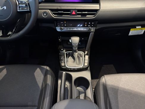 New 2026 Kia Seltos EX image 17
