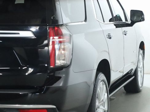 Used 2021 Chevrolet Tahoe High Country w/ Premium Package AWD/4WD image 55