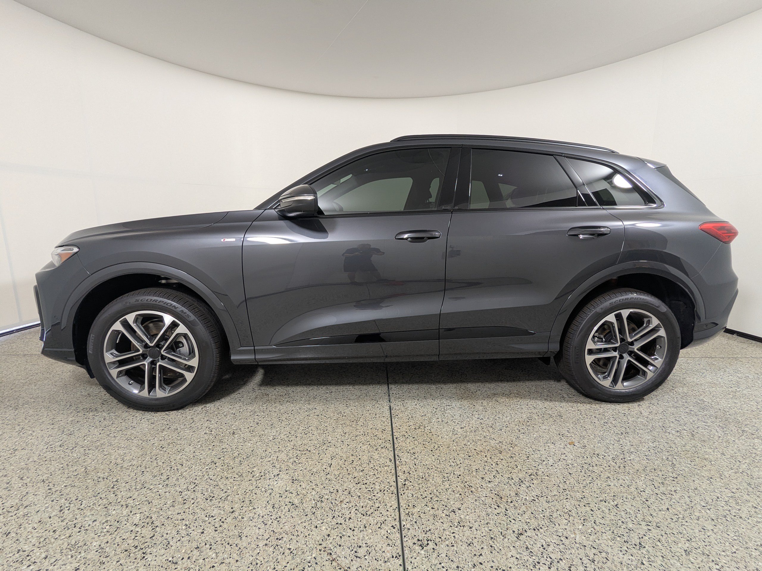 New 2026 Audi Q5 2.0T AWD/4WD image 4