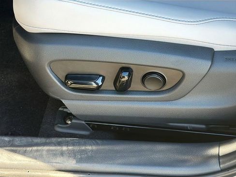 New 2025 Lexus UX 300h UX 300h image 23