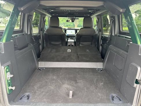 Used 2025 Ford Bronco Outer Banks AWD/4WD image 32