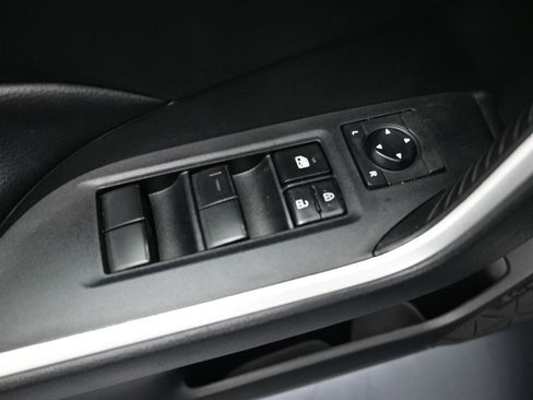 Certified 2022 Toyota RAV4 LE image 6