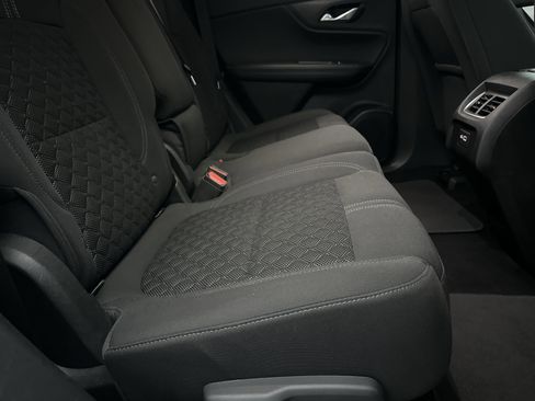 Used 2021 Chevrolet Blazer LT image 16