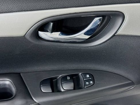 Used 2019 Nissan Sentra S FWD image 17
