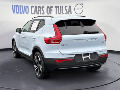 New 2025 Volvo XC40 B5 Plus w/ Protection Package Premier