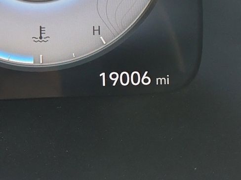 Used 2024 Hyundai Palisade Calligraphy image 10